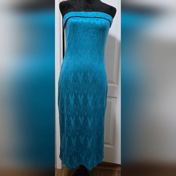 Strapless Side Slit Midi Dress #370-372 - Picture 7 of 9